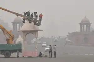 டில்லியில் வளி மாசுபாடு தொடர்ந்தும் அதிகரிப்பு!