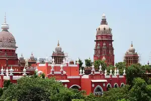 இணைய சூதாட்ட தடை சட்டம் செல்லும்: சென்னை உயர் நீதிமன்றம் அதிரடி உத்தரவு