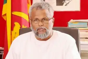 மீனவர்கள் பிரச்சினைக்கு தீர்வு சொல்கிறார் டக்ளஸ்