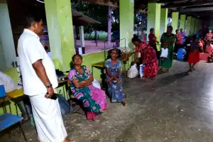 வெள்ளப் பேரிடரால் அவதியுறும் மக்களுக்கு உதவ முன்வாருங்கள்: ஸ்ரீதரன் எம்.பி. கோரிக்கை