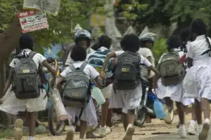 மாணவர்களுக்கு மகிழ்ச்சியான செய்தி!