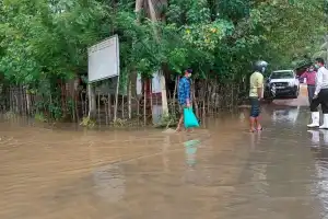சீரற்ற காலநிலையினால் 2,208 பேர் பாதிப்பு!