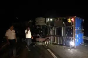 தெற்கு அதிவேக நெடுஞ்சாலையில் விபத்து