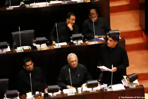 செங்கடலுக்குக் கப்பல் அனுப்புவதால் இலங்கைக்கு என்ன நன்மை ஏற்படும்? - நாடாளுமன்றில் சஜித் கேள்வி