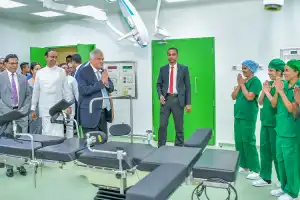 தெற்காசியாவிலேயே மிகப் பெரிய மகப்பேற்று வைத்தியசாலை காலியில்: ஜனாதிபதி திறந்து வைத்தார்