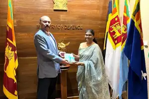 காணிகளை விடுவிக்குக: பாதுகாப்புச் செயலாளரிடம் வடக்கு ஆளுநர் கோரிக்கை