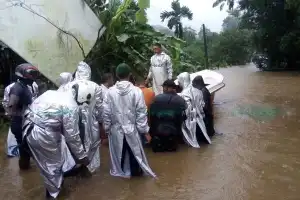 நிவாரண சேவைகளை வழங்க இராணுவத்தினர் கடமைகளில்