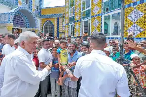 காத்தான்குடி பெரிய ஜும்மா பள்ளிவாசல் நன்கொடை