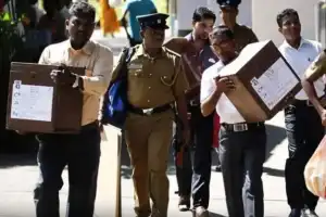 வாக்குப்பெட்டிகள் அனுப்பிவைப்பு