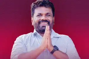ஜனாதிபதியின் படங்களை  வெளியிட அனுமதி பெற வேண்டும்