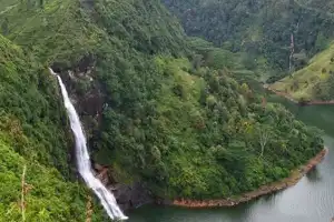 காட்மோர் நீர் வீழ்ச்சியில் சடலம் மீட்பு 