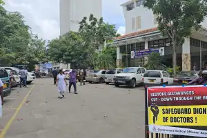 யாழ். போதனா முடக்கம் நோயாளர் பெரும் அவதி