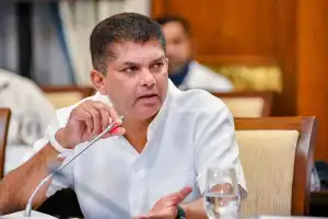 கொள்ளுப்பிட்டி வாகன விபத்து தொடர்பான வழக்கிலிருந்து லொஹான் ரத்வத்தே விடுதலை