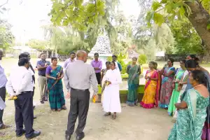 நெடுந்தீவின் நிலைமைகளை நேரில் ஆராய்ந்த வடக்கு ஆளுநர்