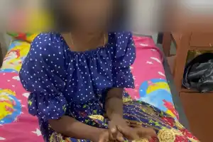 வடமராட்சி கிழக்கில் 14 வயது சிறுமியை மின்கம்பத்தில் கட்டி வைத்து கொடூர தாக்குதல்!