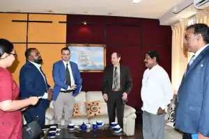 'மக்களை மீண்டும் இன ரீதியாகப் பிளவுபடுத்தும் எந்தச் செயலுக்கும் கனடா இடமளிக்கவே கூடாது!'
