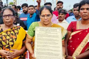 ஐ.நா.மனித உரிமைகள் உயர்ஸ்தானிகரிடம் செப்பேடு கையளிப்பு!
