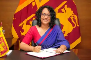 பிரமர் ஹரிணியை நீக்கும் எண்ணம் இல்லை. அமைச்சர் நளிந்த ஜயதிஸ்ஸ அறிவிப்பு.