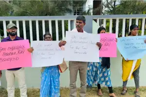 தமிழர்களுக்கான நீதியை வலியுறுத்தி முல்லைத்தீவில் போராட்டம்.