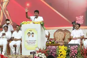 அ.தி.மு.கவை பா.ஜ.கவுக்கு விற்று விட்டார் பழனிசாமி: கோவையில் உதயநிதி உரை