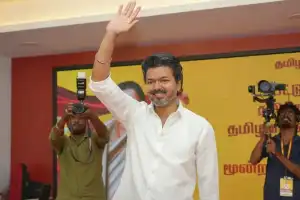 தங்களை யார் எதிர்த்து நின்றாலும் கொந்தளிப்பதே தி.மு.கவின் வேலை: விஜய் உரை