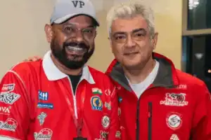 துபாய் தெருக்களில் மங்காத்தா வைப்ஸ்! Team மங்காத்தா வைரல்