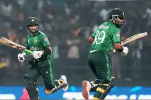 இலங்கைக்கு வெற்றி இலக்காக 213 ஓட்டங்கள்