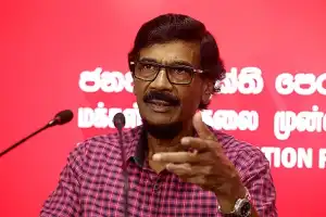 இந்திய விஜயத்தின்போது அதிகாரப் பகிர்வு, மாகாண சபைத் தேர்தல் தொடர்பில் இந்தியா வலியுறுத்தவும் இல்லை...