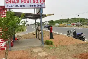 தமிழ்நாடு எல்லையில் பொலிஸ் கண்காணிப்பு தீவிரம்