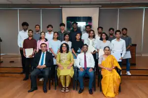 உயர்தர மாணவர்களுக்கு வெளிநாட்டு புலமைப்பரிசில்: கல்வியில் முதலீடு செய்ய அரசு உறுதி