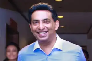 ஸ்ரீலங்கன் எயார்லைன்ஸ் நிறுவனத்தின் முன்னாள் நிறைவேற்று அதிகாரி கபில சந்திரசேன தற்கொலை [UPDATE] 