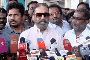 "பொறாமை இல்லை, போட்டிதான்" - ரஜினி உடனான நட்பு குறித்து கமல் ஹாசன்