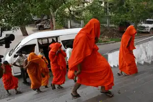 தாய்லாந்திலிருந்து 'குஷ்' கடத்திய விவகாரம்: சிக்கிய 23 பிக்குகளின் விளக்கமறியல் நீடிப்பு