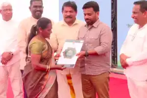நிலச்சரிவில் வீடுகளை இழந்த குடும்பங்களுக்கு ‘நவோதா புரம்’ வீடுகள் கையளிப்பு