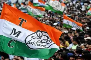 திரிணமூல் காங்கிரஸ் பெயர், சின்னம் முடக்கம்!